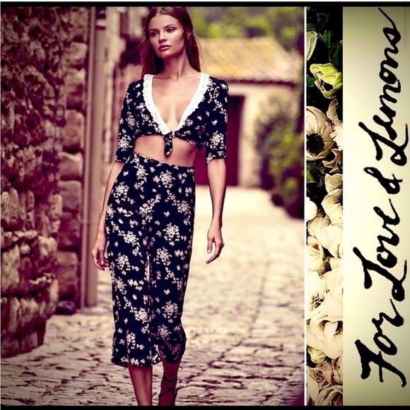 For Love & Lemons Dulce floral Pants and Crop top tie front matching set - Picture 2 of 14